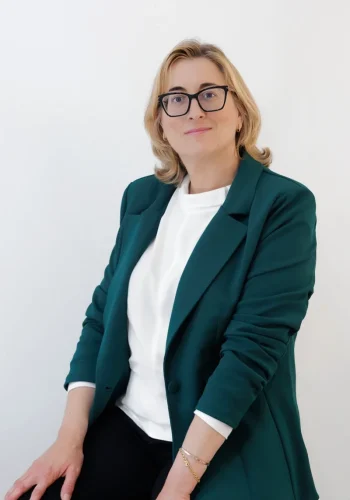 Carolina Just saez legal-lab